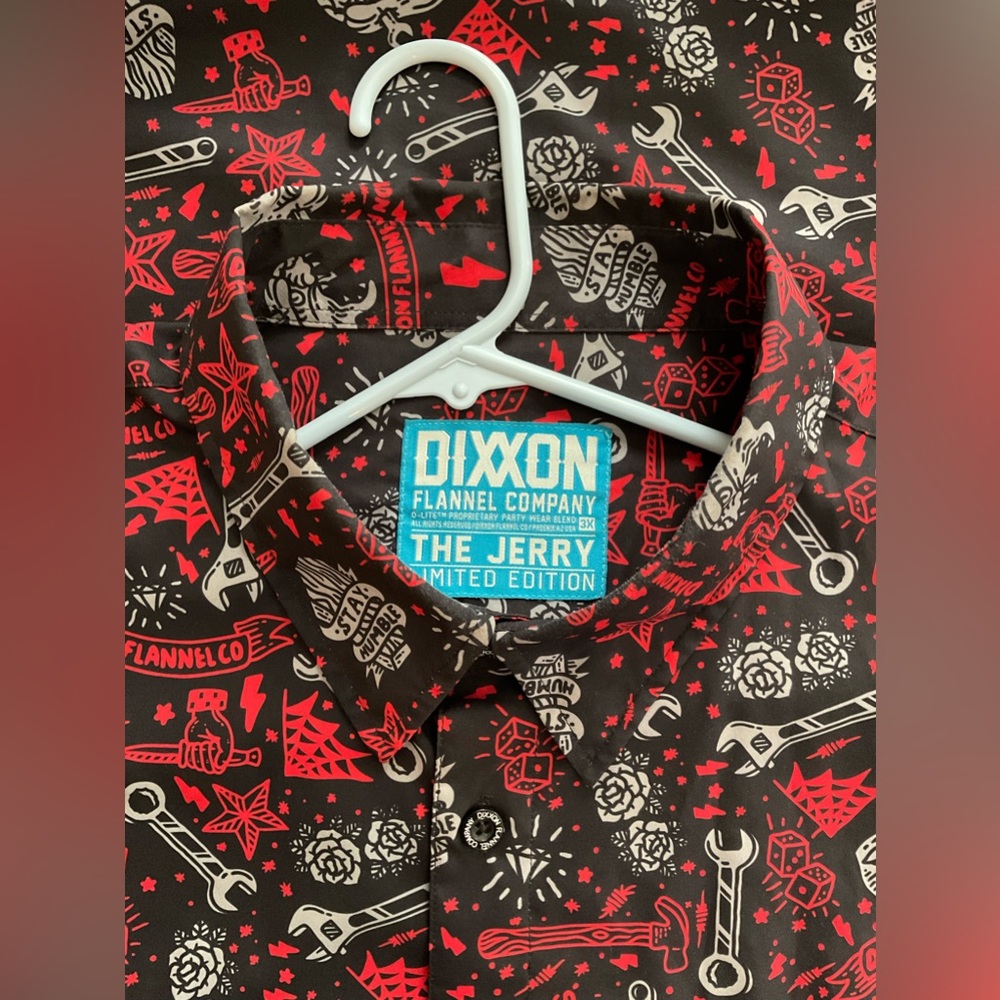 ◦Dixxon Flannel Party Shirt
◦Used in excellent condition
◦Fits true to size
